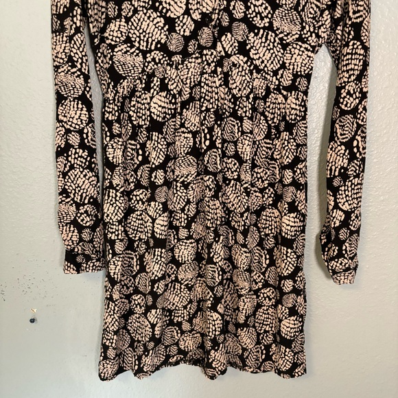 Seraphine Black and White Mini Dress - Picture 6 of 14